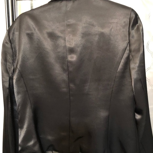 Micheal Kors size 12 black Satin classic blazer wore 1x dress up or down - Picture 2 of 6